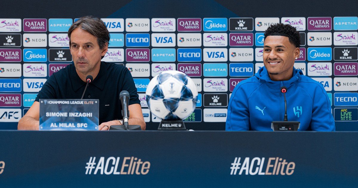 Simone Inzaghi at an Al-Hilal press conference ahead of Al-Hilal Al-Hazem